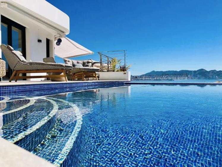 Luxurioeses Apartment In Benidorm Mit Pool Eksteriør bilde