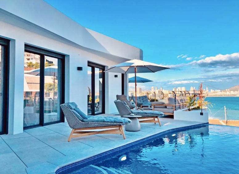 Luxurioeses Apartment In Benidorm Mit Pool Eksteriør bilde